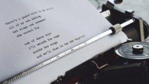Puisi Berjudul Aku Merupakan Karya Dari?